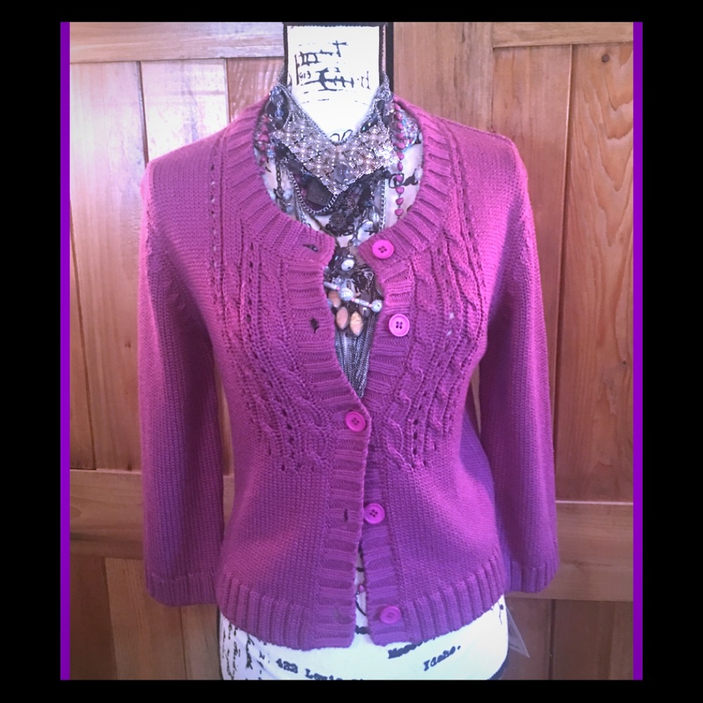 Magenta knit Cardigan